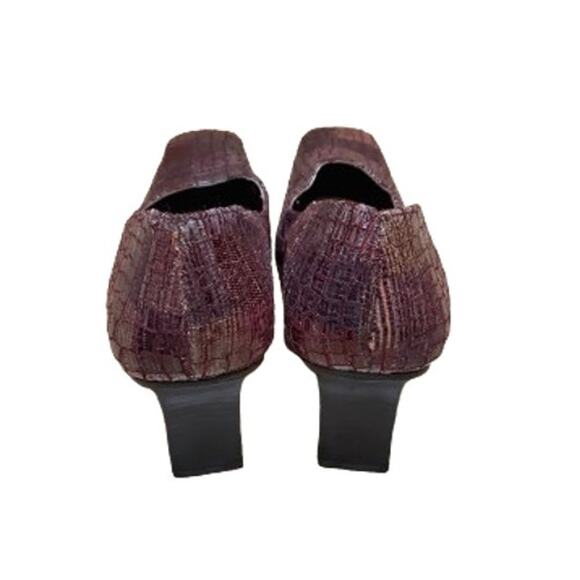 VTG Proxy Brown and Maroon Textured Heels 7.5 Witchy Grannycore 70s 80s - Picture 3 of 4